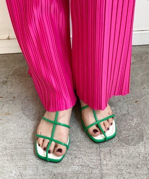 Futier land（フューティアランド）の「スクエアトゥコードストラップサンダル（サンダル・レディース・ブラック/シルバー/グリーン・40/38/39/36/37）」の16枚目の写真