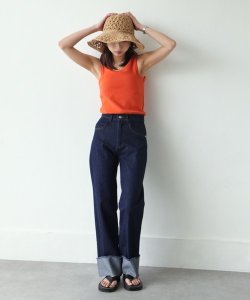 Chillfar（チルファー）の「ロールアップデニムパンツ（デニムパンツ・レディース・ブラック/ネイビー/アイボリー/ワンウォッシュ・MEDIUM/LARGE）」の12枚目の写真