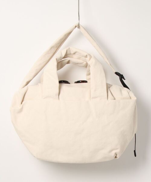 SEE BY CHLOE（シーバイクロエ）の「TILLY /トートバッグ（トートバッグ・レディース・ベージュ・FREE）」の2枚目の写真