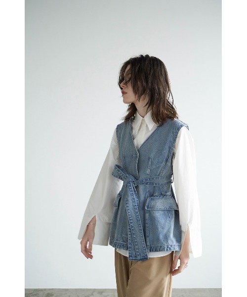 CLANE（クラネ）の「PANNIER LINE DENIM BUSTIER（キャミソール・レディース・ブラック/ブルー・1/2）」の7枚目の写真