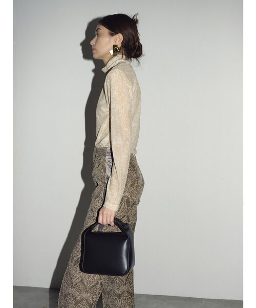 Ray BEAMS(レイビームス)の「RBS / スクエア ラッピング バッグ(トートバッグ・レディース・ブラック/ホワイト・ONE SIZE)」の1枚目の写真