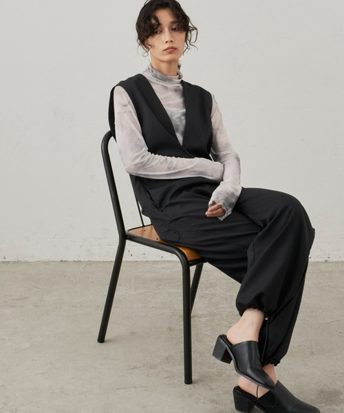 Aunt Marie's(アントマリーズ)の「深Vネックオールインワン(つなぎ/オールインワン・レディース・ブラック/ベージュ・MEDIUM/TALL/FREE)」の17枚目の写真