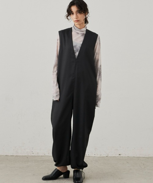 Aunt Marie's(アントマリーズ)の「深Vネックオールインワン(つなぎ/オールインワン・レディース・ブラック/ベージュ・MEDIUM/TALL/FREE)」の15枚目の写真