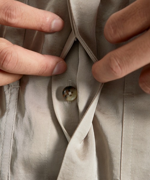 TAUPE（トープ）の「Satin Loose String Shirts（シャツ/ブラウス・メンズ・ベージュ/サックスブルー・3/2）」の15枚目の写真