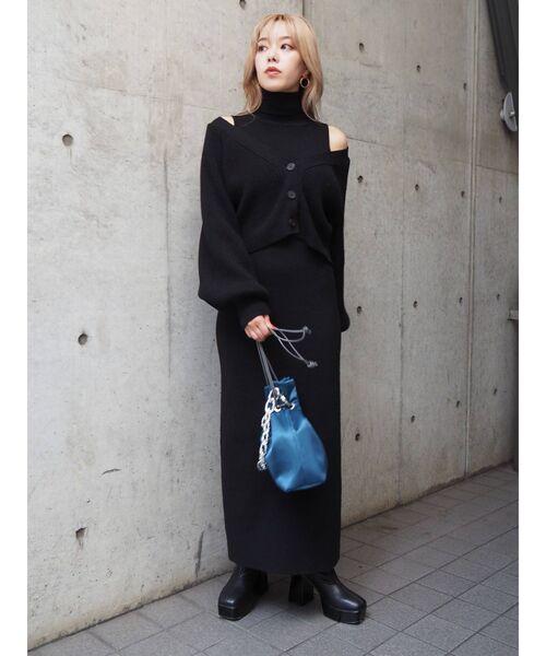 EVRIS（エヴリス）の「サテンチェーンミニバッグ（ハンドバッグ・レディース・ピンク/ブルー/ブラウン・FREE）」の22枚目の写真