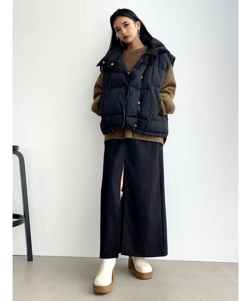 EMODA（エモダ）の「センタースリットロングスカート（スカート・レディース・ブラック/その他・SMALL/MEDIUM）」の10枚目の写真