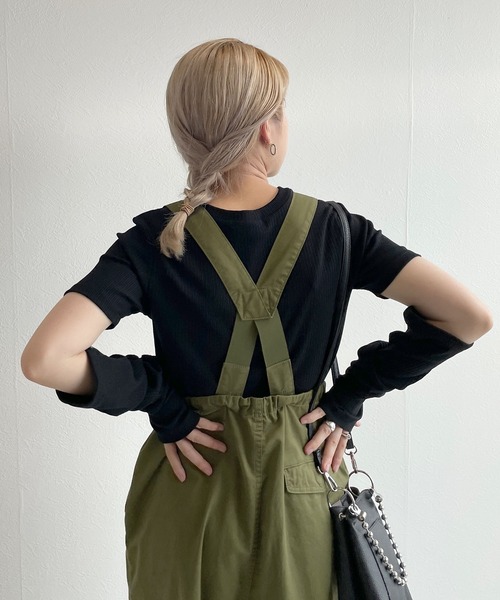 w closet(ダブルクローゼット)の「【マルチウェイ】アームカバープルオーバー(Tシャツ/カットソー・レディース・ブラック/オフホワイト/グリーン・FREE)」の5枚目の写真