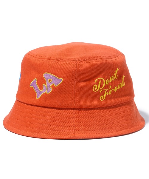 XLARGE（エクストララージ）の「FLOWER EMBROIDERED HAT（ハット・メンズ・ホワイト/ブラック/オレンジ・M/L）」の5枚目の写真