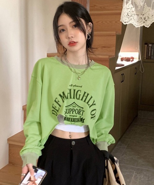 HALEY PESCA（ヘーリーペスカ）の「HALEY PESCA/切りっぱなし クロップド丈 カレッジロゴカットソー ロンT（Tシャツ/カットソー・レディース・グレー/グリーン/ネイビー・SMALL/MEDIUM/LARGE）」の13枚目の写真