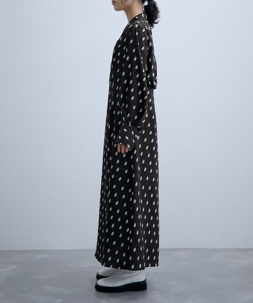 ADAM ET ROPE'（アダムエロペ）の「【サステナブル】リッププリントワンピース（ワンピース・レディース・ブラック系その他/グレー系その他・FREE）」の18枚目の写真