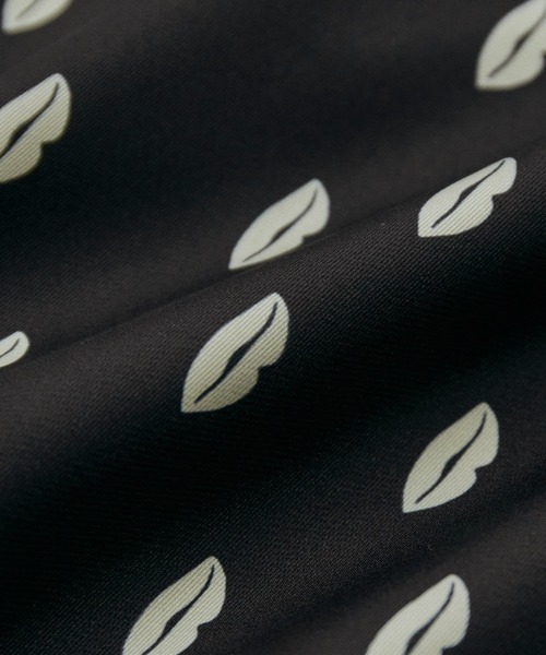 ADAM ET ROPE'（アダムエロペ）の「【サステナブル】リッププリントワンピース（ワンピース・レディース・ブラック系その他/グレー系その他・FREE）」の21枚目の写真