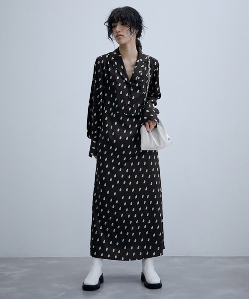 ADAM ET ROPE'（アダムエロペ）の「【サステナブル】リッププリントワンピース（ワンピース・レディース・ブラック系その他/グレー系その他・FREE）」の8枚目の写真