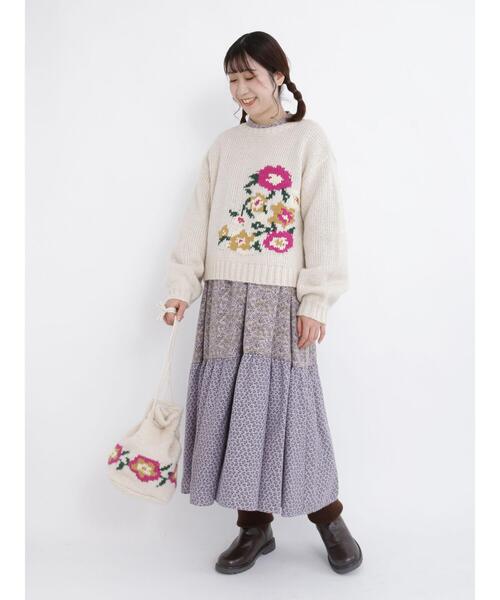 Samansa Mos2(サマンサ モスモス)の「花柄ニット巾着バッグ(ハンドバッグ・レディース・ブラック/オフホワイト・フリ-)」の8枚目の写真