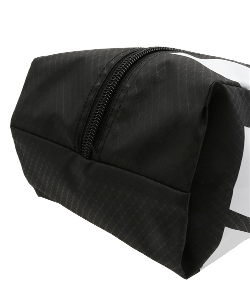 NIKE（ナイキ）の「ユニセックス ナイキ シューズバッグ NIKE TEAM