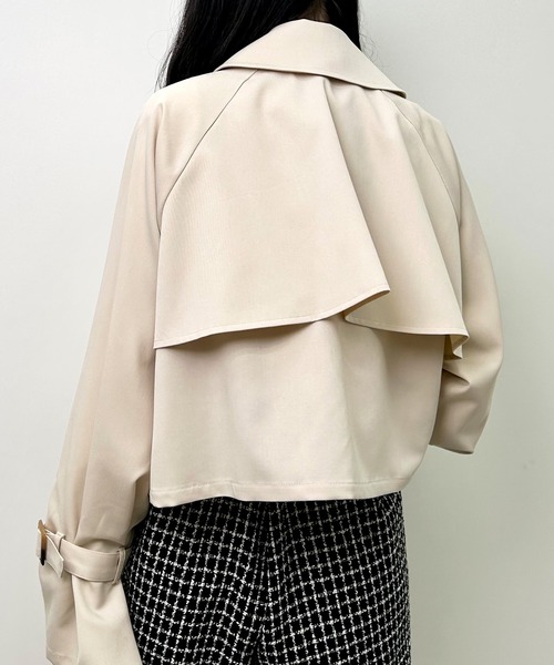 INGNI（イング）の「ショート丈トレンチコート（トレンチコート・レディース・ライトベージュ/ラベンダー/ベージュ・M）」の12枚目の写真