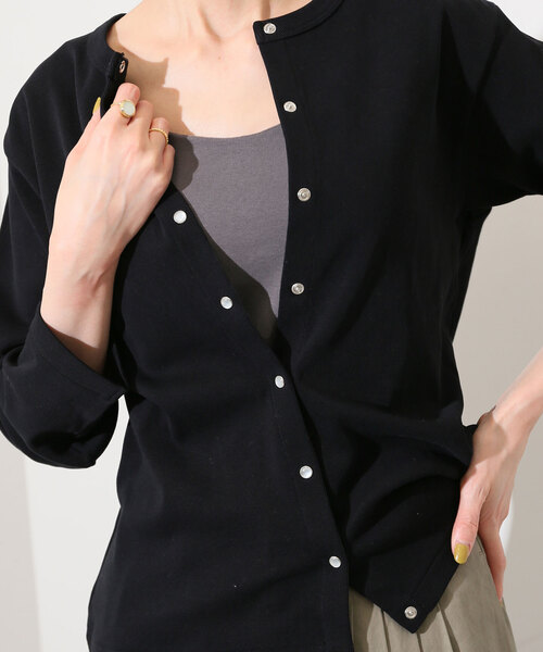 SLOBE IENA(スローブイエナ)の「パット付きバックオープンキャミ(キャミソール・レディース・ブラック/チャコールグレー/ベージュ・FREE)」の1枚目の写真