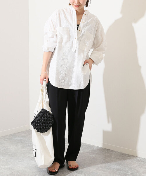 SLOBE IENA(スローブイエナ)の「パット付きバックオープンキャミ(キャミソール・レディース・ブラック/チャコールグレー/ベージュ・FREE)」の5枚目の写真