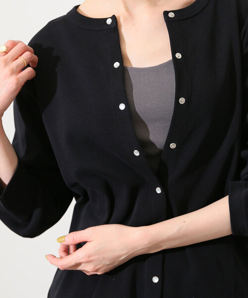 SLOBE IENA(スローブイエナ)の「パット付きバックオープンキャミ(キャミソール・レディース・ブラック/チャコールグレー/ベージュ・FREE)」の9枚目の写真