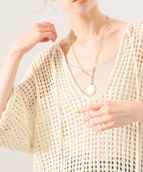 SLOBE IENA(スローブイエナ)の「パット付きバックオープンキャミ(キャミソール・レディース・ブラック/チャコールグレー/ベージュ・FREE)」の10枚目の写真