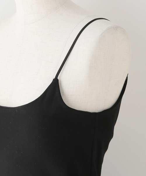 SLOBE IENA(スローブイエナ)の「パット付きバックオープンキャミ(キャミソール・レディース・ブラック/チャコールグレー/ベージュ・FREE)」の16枚目の写真