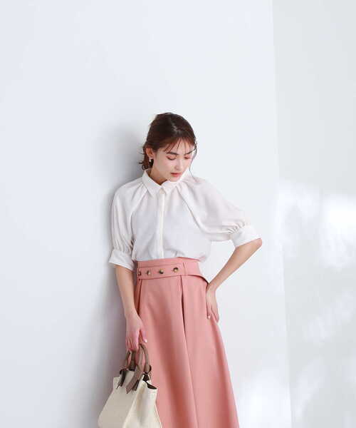 NATURAL BEAUTY BASIC(ナチュラルビューティーベーシック)の「◇シャツカラーボリュームスリーブブラウス(シャツ/ブラウス・レディース・ブラック/オフホワイト/ピンク・SMALL/MEDIUM)」の2枚目の写真
