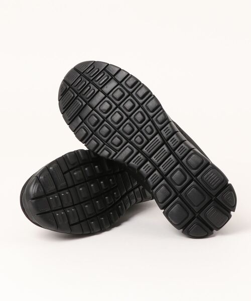 Parade(パレード)の「軽量スリッポンスニーカー 981701【Parade】(スニーカー・メンズ・ブラック/ネイビー/グレー・25.0cm/26.0cm/27.0cm/28.0cm/23.5cm/22.5cm/24.0cm/24.5cm/23.0cm)」の5枚目の写真