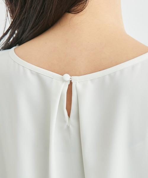 ROPE' PICNIC（ロペピクニック）の「白からの解放！多機能ブラウス/フロントタックゴールドバー付きブラウス（シャツ/ブラウス・レディース・ネイビー/ベージュ系その他/ホワイト・38）」の19枚目の写真