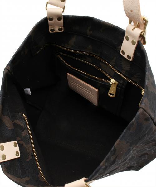 united bamboo（ユナイテッドバンブー）の「トートバッグ【M】CAMOUFLAGE TOTE マザーズ（トートバッグ・レディース・カーキ系5・F）」の8枚目の写真