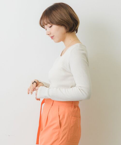 RETRO GIRL(レトロガール)の「スリット袖ボタンテレコTee(Tシャツ/カットソー・レディース・ブルー系その他3/オフホワイト/チャコールグレー/オレンジ・FREE)」の10枚目の写真
