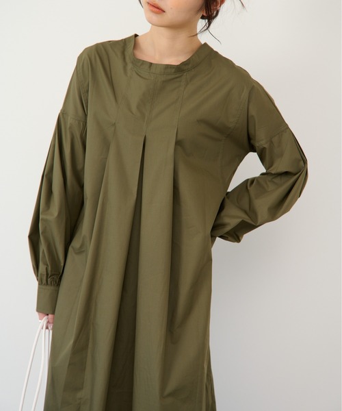 ECRIRE（エクリール）の「【nanaコラボ】前後2wayスタンドカラーシャツワンピース（シャツワンピース・レディース・ブラック/オフホワイト/カーキ/ピンク・M/L）」の3枚目の写真