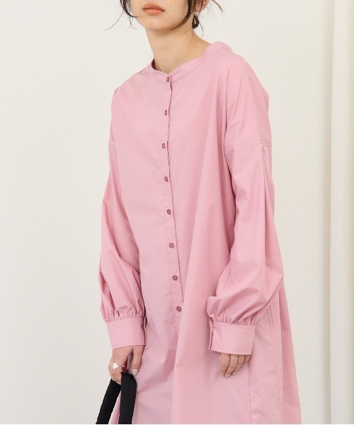 ECRIRE（エクリール）の「【nanaコラボ】前後2wayスタンドカラーシャツワンピース（シャツワンピース・レディース・ブラック/オフホワイト/カーキ/ピンク・M/L）」の22枚目の写真