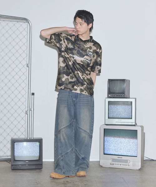 MSG（エムエスジー）の「オーバーサイズ襟配色ロゴプリントゲーム半袖Tシャツ　ユニフォームシャツ【UNISEX】（Tシャツ/カットソー・メンズ・ホワイト/ブラック/レッド/グリーン/サックスブルー/ネイビー/グレー/ブラック系/カモフラージュ・L/M/XL/S）」の10枚目の写真