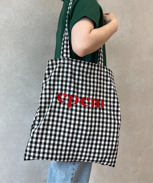 CPCM（シーピーシーエム）の「23SSカラーロゴトートバッグ（トートバッグ・レディース・グリーン/イエロー/ブラック/アイボリー・FREE）」の10枚目の写真