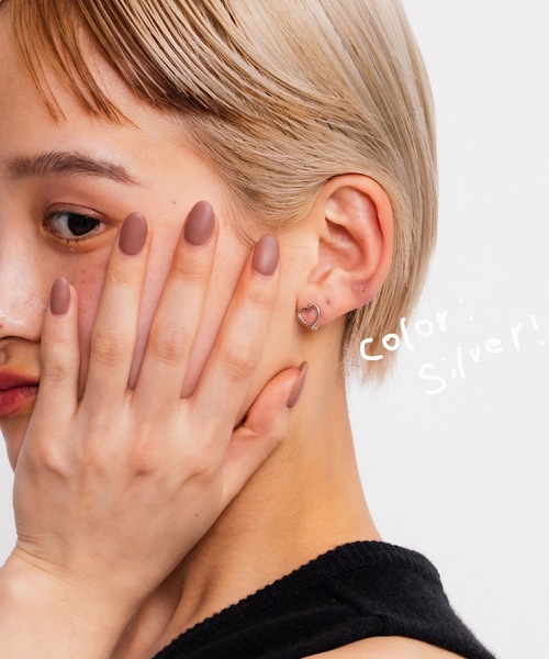 whim(ウィム)の「Tiny Heart Catchless Pierce-ハートキャッチレスピアス-(ピアス(両耳用)・レディース・シルバー/ゴールド・FREE)」の8枚目の写真