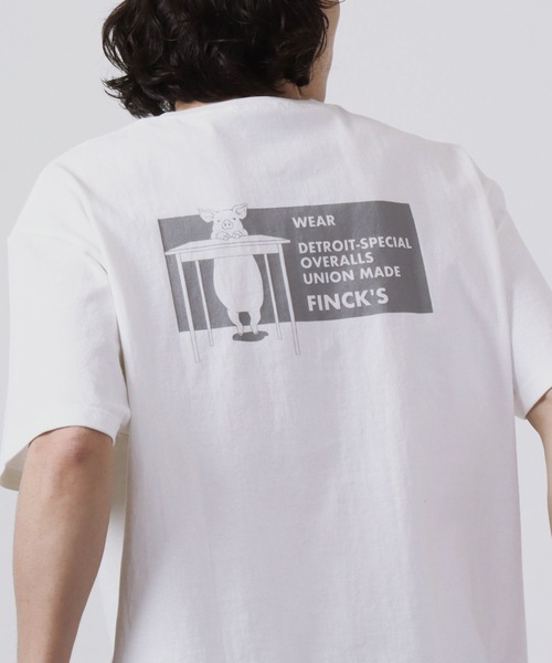 FUNALIVE(ファンアライブ)の「FINCK'S イラスト柄 オーバーサイズ半袖Tシャツ(Tシャツ/カットソー・メンズ・ホワイト系その他3/グリーン/ホワイト系その他/グレー系その他2/グレー系その他3/ラベンダー/サンドベージュ/グレー系その他/チャコールグレー/オフホワイト/ホワイト系その他2/サックスブルー・XL/L/M)」の3枚目の写真