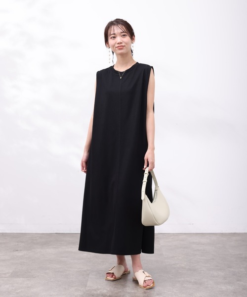 Chez toi（シェトワ）の「ショルダータックカットワンピース（ワンピース・レディース・カーキ/ブラック/ピンク/グレイッシュベージュ・FREE）」の6枚目の写真