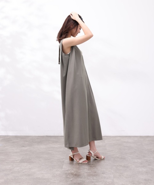 Chez toi（シェトワ）の「ショルダータックカットワンピース（ワンピース・レディース・カーキ/ブラック/ピンク/グレイッシュベージュ・FREE）」の21枚目の写真