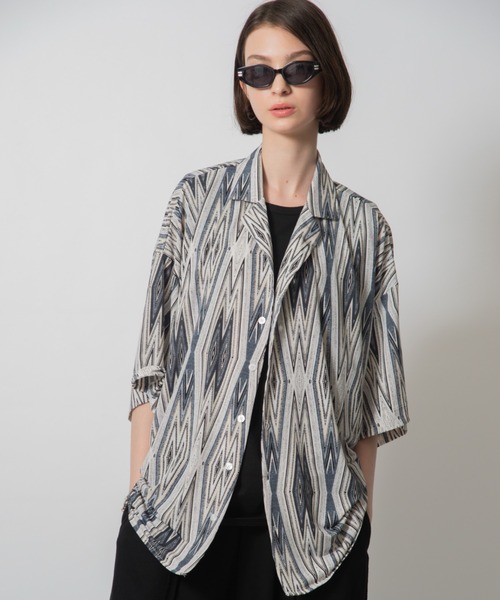 D.TT.K（ディティーティーケー）の「【ユニセックス】RETRO OVERSIZED SHIRTS レトロ柄 オーバーサイズ シルエット シャツ（シャツ/ブラウス・メンズ・ネイビー/チャコールグレー・FREE）」の6枚目の写真