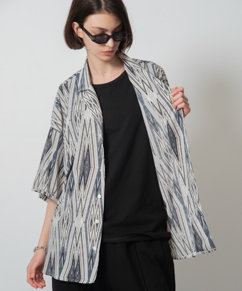 D.TT.K（ディティーティーケー）の「【ユニセックス】RETRO OVERSIZED SHIRTS レトロ柄 オーバーサイズ シルエット シャツ（シャツ/ブラウス・メンズ・ネイビー/チャコールグレー・FREE）」の7枚目の写真
