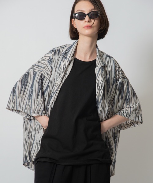 D.TT.K（ディティーティーケー）の「【ユニセックス】RETRO OVERSIZED SHIRTS レトロ柄 オーバーサイズ シルエット シャツ（シャツ/ブラウス・メンズ・ネイビー/チャコールグレー・FREE）」の8枚目の写真
