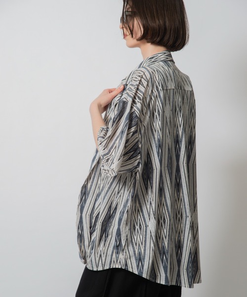 D.TT.K（ディティーティーケー）の「【ユニセックス】RETRO OVERSIZED SHIRTS レトロ柄 オーバーサイズ シルエット シャツ（シャツ/ブラウス・メンズ・ネイビー/チャコールグレー・FREE）」の10枚目の写真