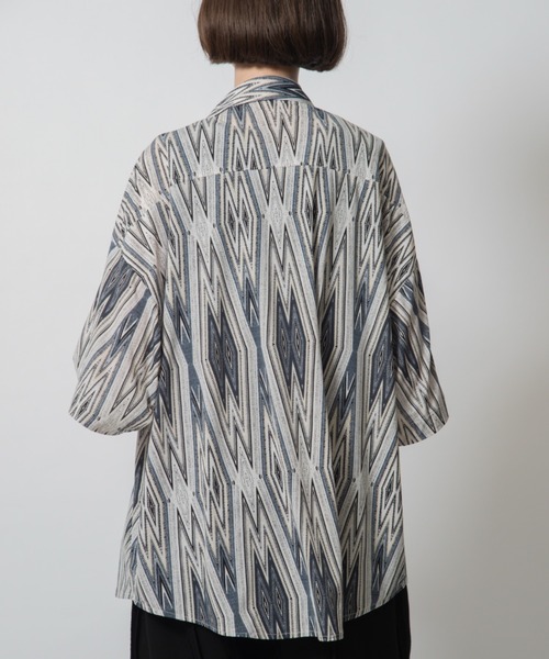 D.TT.K（ディティーティーケー）の「【ユニセックス】RETRO OVERSIZED SHIRTS レトロ柄 オーバーサイズ シルエット シャツ（シャツ/ブラウス・メンズ・ネイビー/チャコールグレー・FREE）」の11枚目の写真