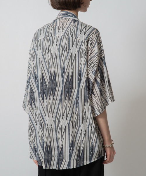D.TT.K（ディティーティーケー）の「【ユニセックス】RETRO OVERSIZED SHIRTS レトロ柄 オーバーサイズ シルエット シャツ（シャツ/ブラウス・メンズ・ネイビー/チャコールグレー・FREE）」の12枚目の写真