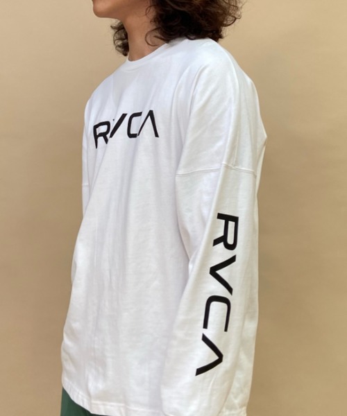 RVCA（ルーカ）の「RVCA/ルーカ ロゴロンT オーバーサイズ ドロップショルダー BD042-064（Tシャツ/カットソー・メンズ・カーキ/ブラック×ブラック/ホワイト×ブラック・M/S/L）」の5枚目の写真