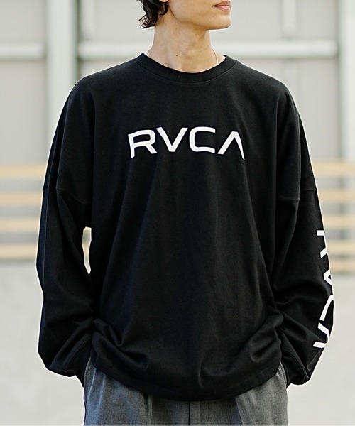 RVCA（ルーカ）の「RVCA/ルーカ ロゴロンT オーバーサイズ ドロップショルダー BD042-064（Tシャツ/カットソー・メンズ・カーキ/ブラック×ブラック/ホワイト×ブラック・M/S/L）」の9枚目の写真