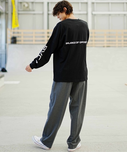 RVCA（ルーカ）の「RVCA/ルーカ ロゴロンT オーバーサイズ ドロップショルダー BD042-064（Tシャツ/カットソー・メンズ・カーキ/ブラック×ブラック/ホワイト×ブラック・M/S/L）」の14枚目の写真