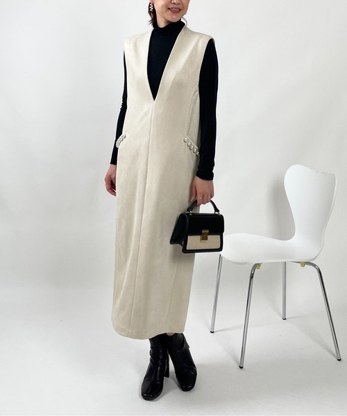 PICCIN PERLA（ピッチンペルラ）の「パール付きストレートジャンスカ（サロペット/オーバーオール・レディース・ブラック/グレー/アイボリー・M）」の15枚目の写真