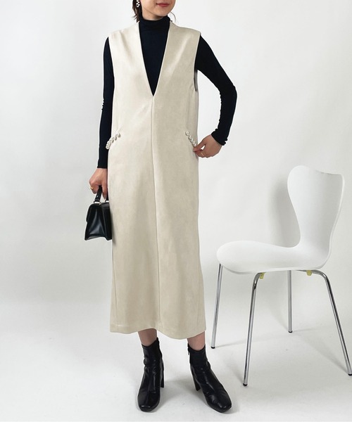 PICCIN PERLA（ピッチンペルラ）の「パール付きストレートジャンスカ（サロペット/オーバーオール・レディース・ブラック/グレー/アイボリー・M）」の18枚目の写真