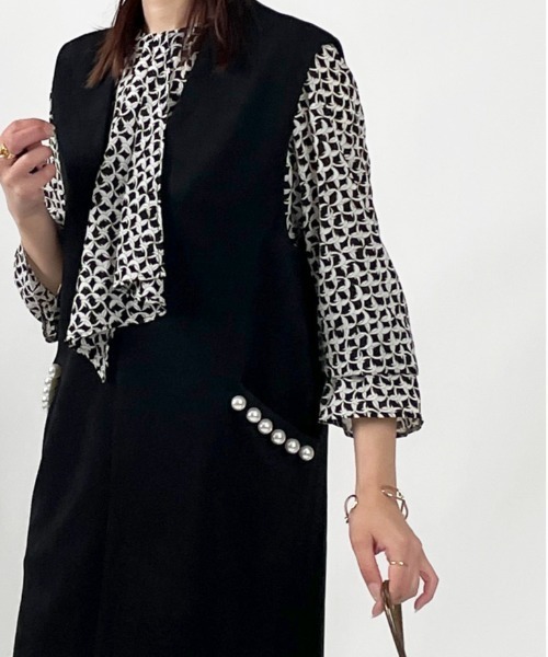 PICCIN PERLA（ピッチンペルラ）の「パール付きストレートジャンスカ（サロペット/オーバーオール・レディース・ブラック/グレー/アイボリー・M）」の6枚目の写真