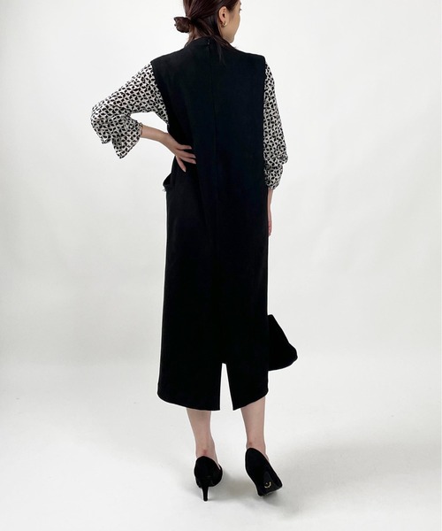 PICCIN PERLA（ピッチンペルラ）の「パール付きストレートジャンスカ（サロペット/オーバーオール・レディース・ブラック/グレー/アイボリー・M）」の11枚目の写真